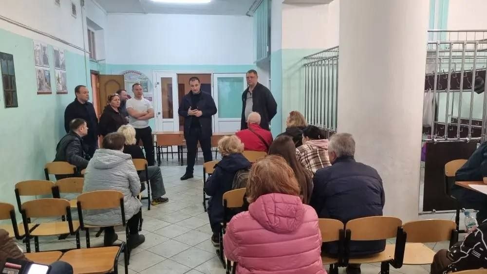 Сегодня произошел пожар в многоквартирном доме по улице Фрунзе, дом 12 Сегодня произошел пожар в многоквартирном доме по улице Фрунзе, дом 12