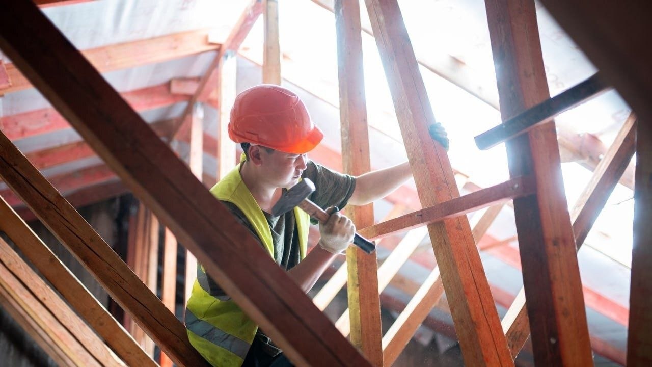 Владимир Волков: 225 многоквартирных домов капитально отремонтируем в округе в текущем году Владимир Волков: 225 многоквартирных домов капитально отремонтируем в округе в текущем году