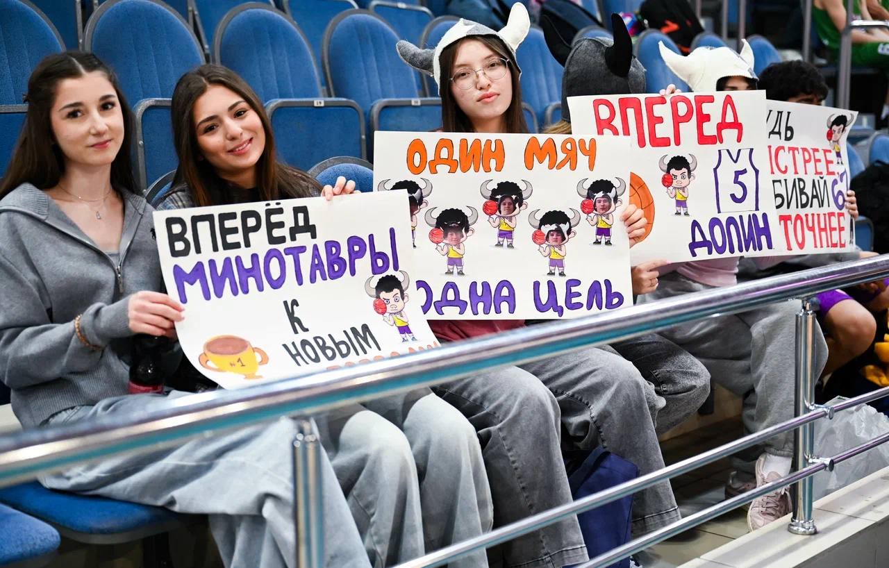 Станислав Каторов: Дал старт областному этапу Единой школьной лиги по баскетболу в нашем округе Станислав Каторов: Дал старт областному этапу Единой школьной лиги по баскетболу в нашем округе