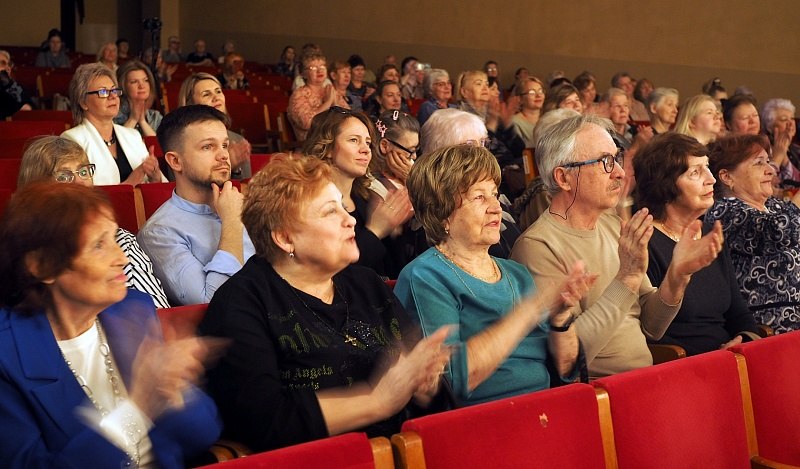 Воскресенский оркестр народных инструментов «Метелица» отметил 35 лет Воскресенский оркестр народных инструментов «Метелица» отметил 35 лет