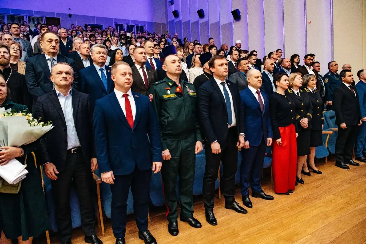 Принял участие в церемонии вступления Максима Красноцветова в должность главы городского округа Пушкинский Принял участие в церемонии вступления Максима Красноцветова в должность главы городского округа Пушкинский