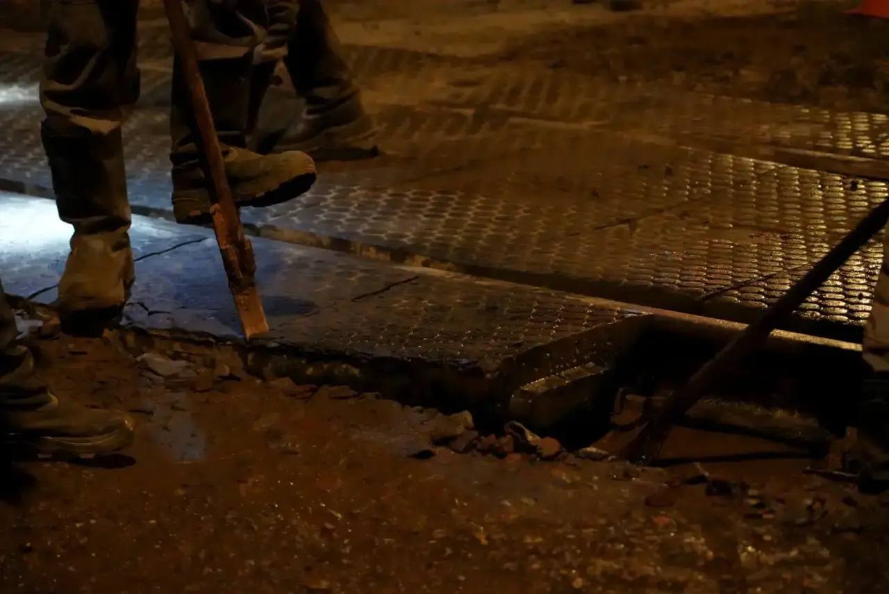 В Сергиевом Посаде на Скобяном шоссе разбирают железнодорожный переезд В Сергиевом Посаде на Скобяном шоссе разбирают железнодорожный переезд