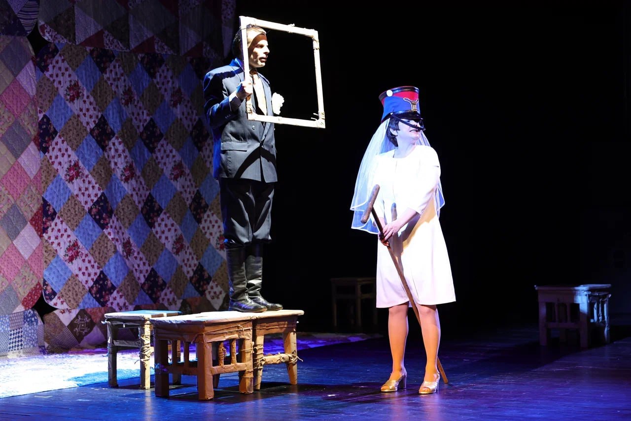 В театре «ФЭСТ» поздравили работников культуры В театре «ФЭСТ» поздравили работников культуры