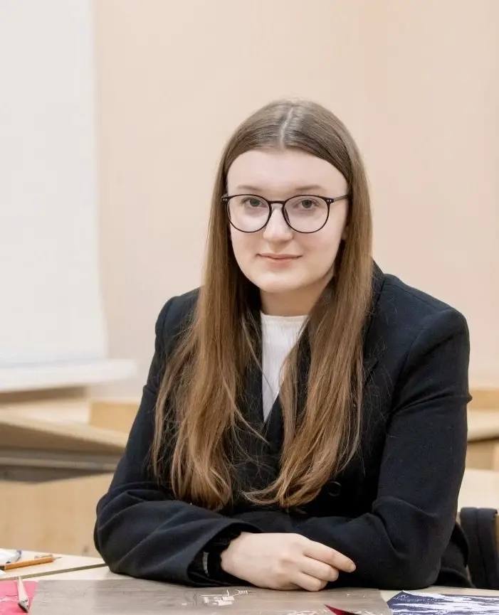 Воспитанницы Детской художественной школы имени Н.Н.Лаврентьевой Мария Вакулко и Маргарита Маслова одержали победу на региональном этапе Общероссийского конкурса «Молодые дарования России» всероссийской юношеской творческой...