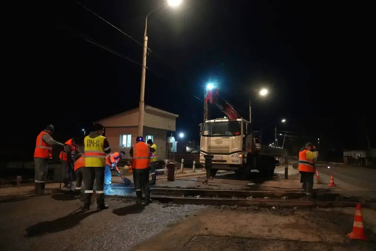 В Сергиевом Посаде на Скобяном шоссе разбирают железнодорожный переезд