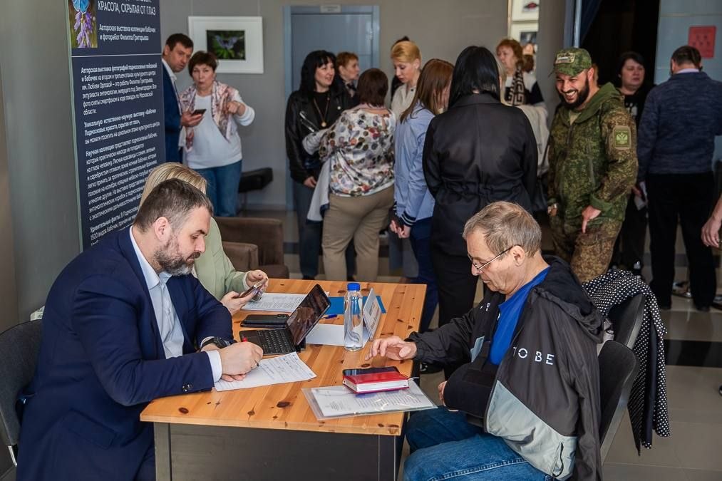Андрей Иванов: Провёл личный приём «Выездной администрации» в Звенигороде — на площадке Культурного центра имени Любови Орловой Андрей Иванов: Провёл личный приём «Выездной администрации» в Звенигороде — на площадке Культурного центра имени Любови Орловой