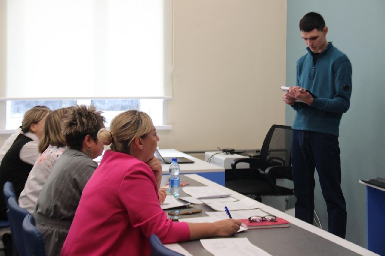 На базе Академии творчества в Ногинске состоялся муниципальный этап Всероссийского конкурса профессионального мастерства работников дополнительного образования «Сердце отдаю детям» На базе Академии творчества в Ногинске состоялся муниципальный этап Всероссийского конкурса профессионального мастерства работников дополнительного образования «Сердце отдаю детям»