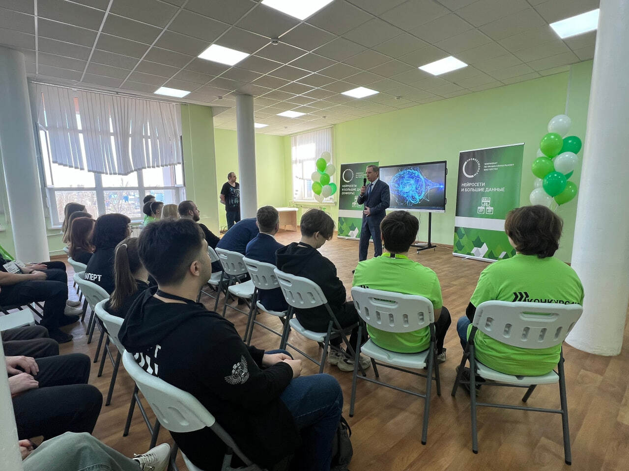 В Ступинском техникуме стартовал межрегиональный этап чемпионата «Профессионалы» по компетенции «Нейросети и большие данные» В Ступинском техникуме стартовал межрегиональный этап чемпионата «Профессионалы» по компетенции «Нейросети и большие данные»