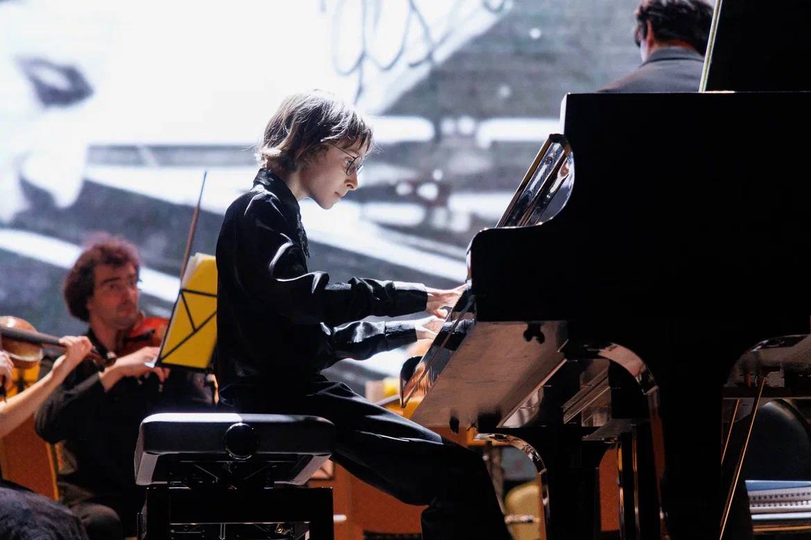 Мелодия твоей души. В стенах Зимнего театра прошел настоящий праздник музыки – XI Всероссийский конкурс юных пианистов им. Я. Флиера Мелодия твоей души. В стенах Зимнего театра прошел настоящий праздник музыки – XI Всероссийский конкурс юных пианистов им. Я. Флиера