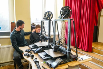 Космос ближе, чем кажется: как школьники Химок осваивают аэрокосмическую инженерию