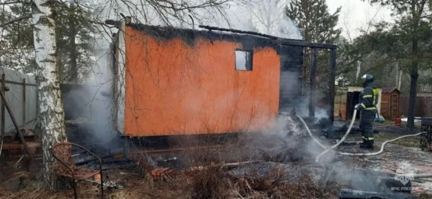 Мать выбросила пятилетнего ребёнка из окна, спасая его от пожара