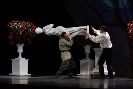 В Серпуховском музыкально-драматическом театре состоялась премьера мюзикла «Формула любви» по пьесе Григория Горина