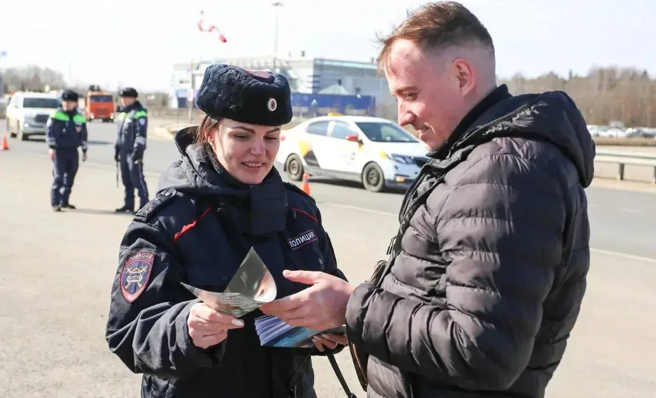 Госавтоинспекторы Дубны совместно с врачами городской больницы организовали мероприятие, направленное на профилактику ДТП с участием водителей в состоянии опьянения Госавтоинспекторы Дубны совместно с врачами городской больницы организовали мероприятие, направленное на профилактику ДТП с участием водителей в состоянии опьянения