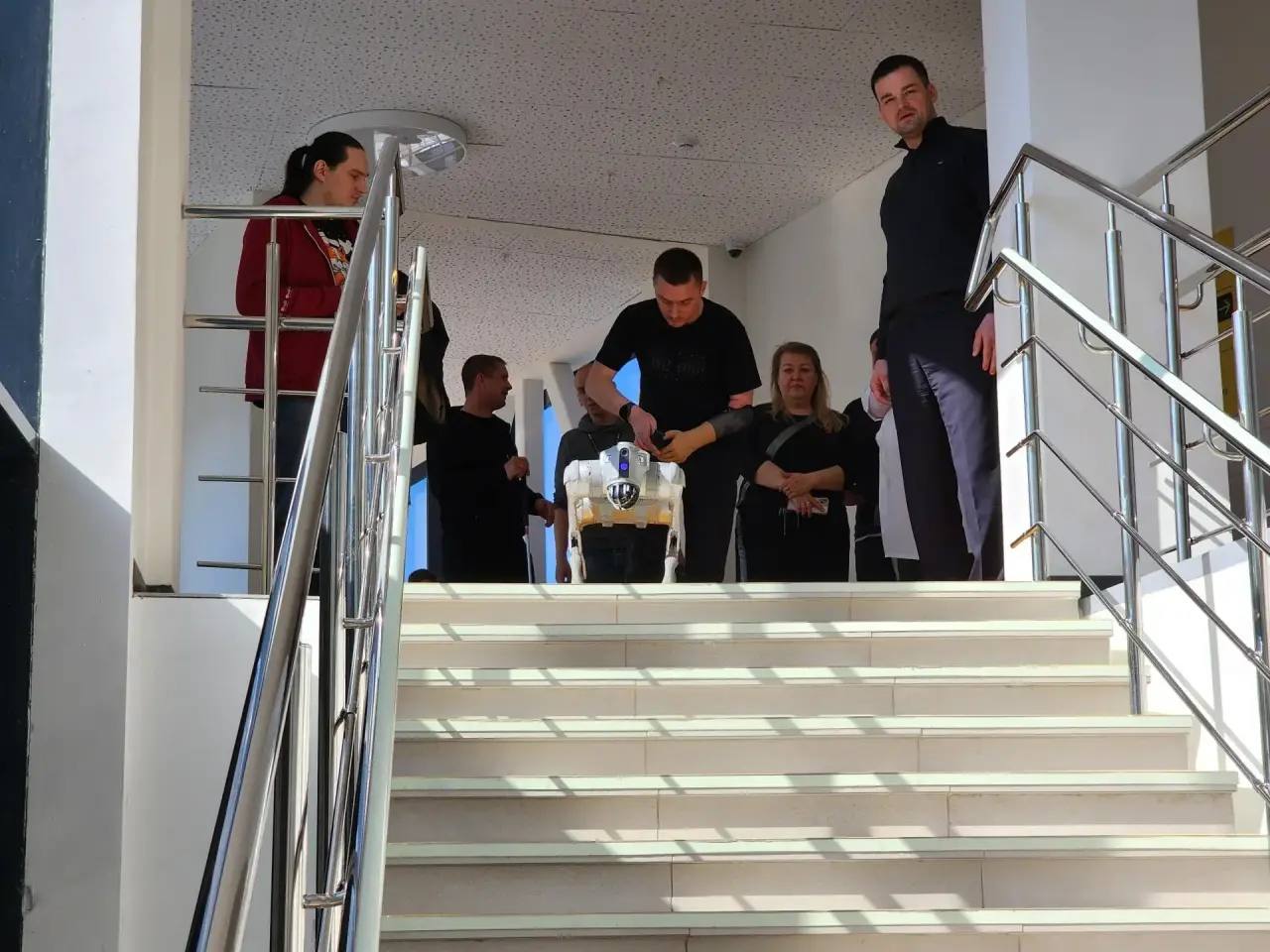 В Центре имени А.И. Мещерякова протестировали робота-собаку В Центре имени А.И. Мещерякова протестировали робота-собаку