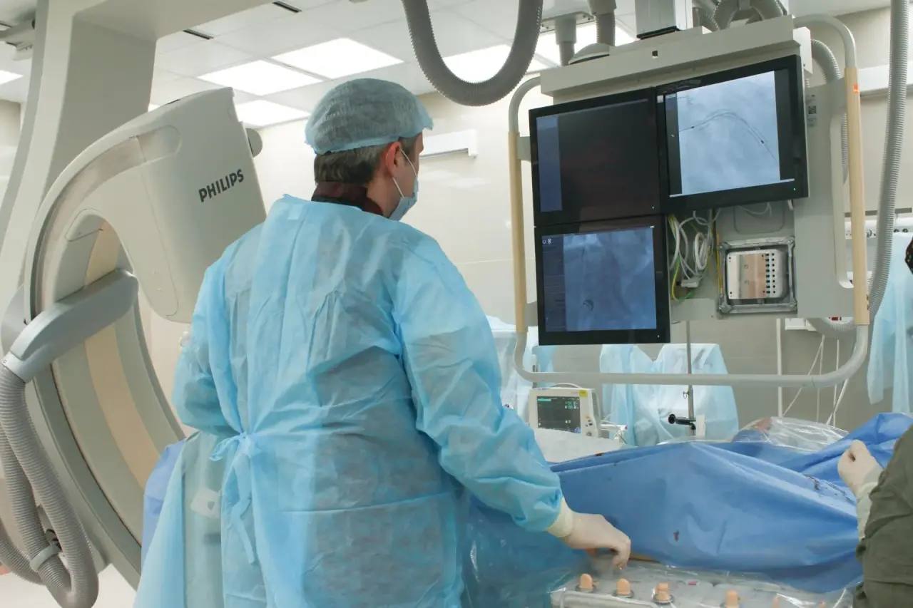 Врачи Сергиево-Посадской больницы успешно провели эндоваскулярную эмболизацию пациенту с рецидивирующими носовыми кровотечениями