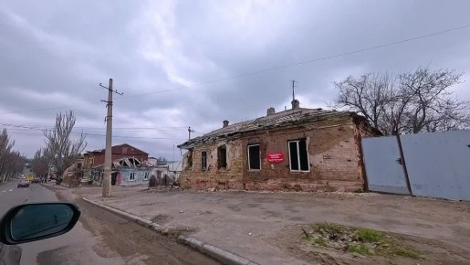 Станислав Каторов: В рамках гуманитарной миссии в Донецке передали специализированный автобус-автодом «Волжанин» начальнику Главного управления Росгвардии по Донецкой Народной Республике, генерал-майору Николаю Кузнецову