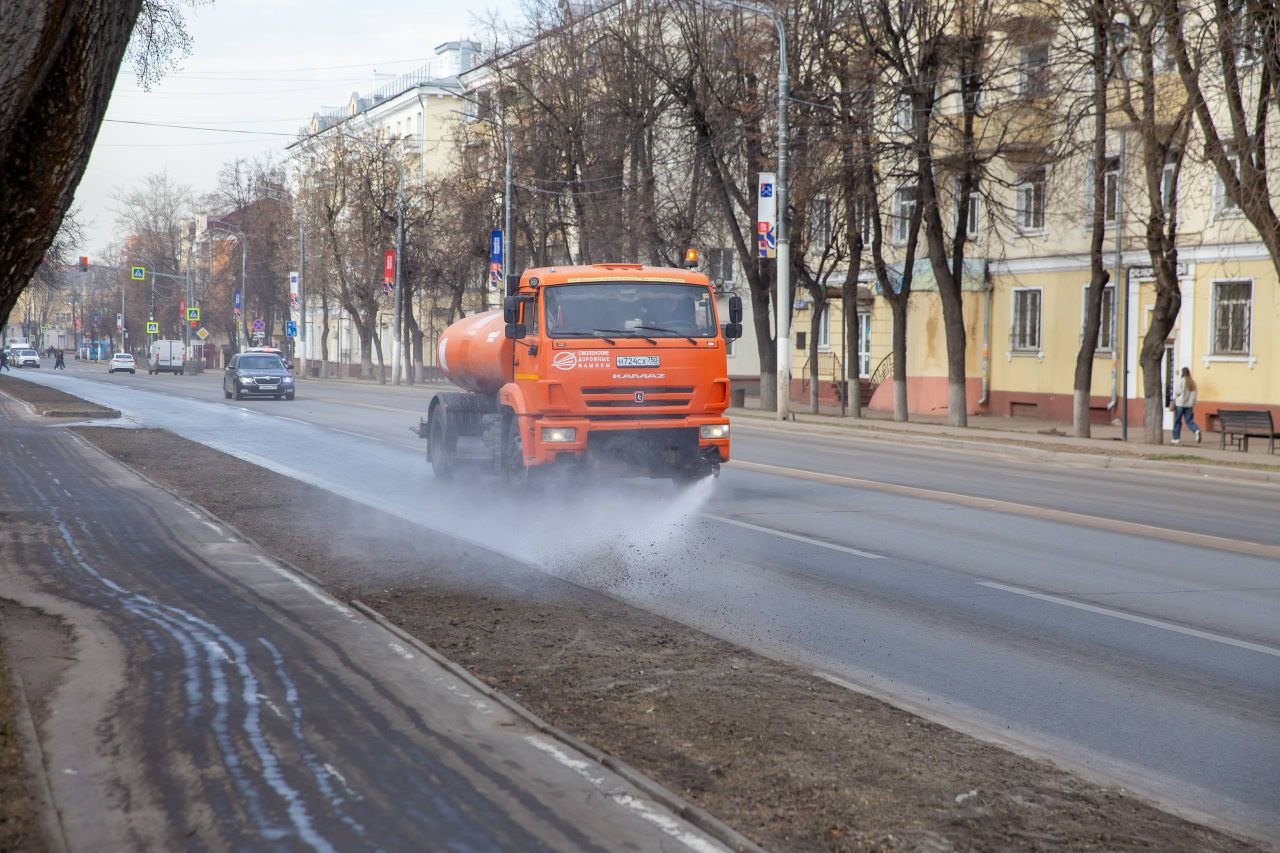 Григорий Артамонов: Продолжается наведение порядка на дорогах после зимы Григорий Артамонов: Продолжается наведение порядка на дорогах после зимы