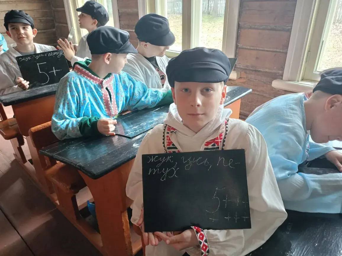 У Орлят каникулы — не для скуки, а для открытий! У Орлят каникулы — не для скуки, а для открытий!