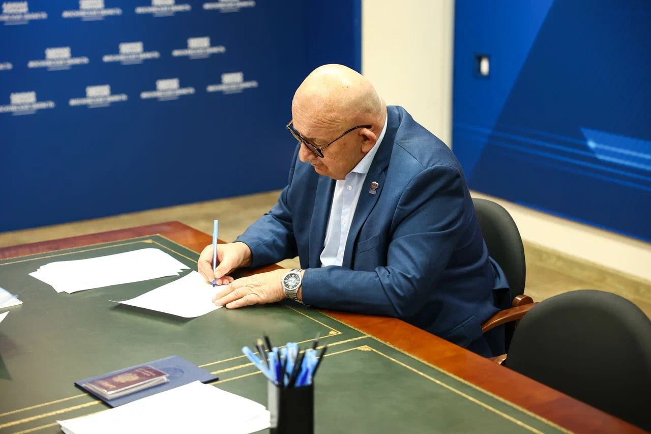 Михаил Мурзаков примет участие в предварительном голосовании Единой России Михаил Мурзаков примет участие в предварительном голосовании Единой России