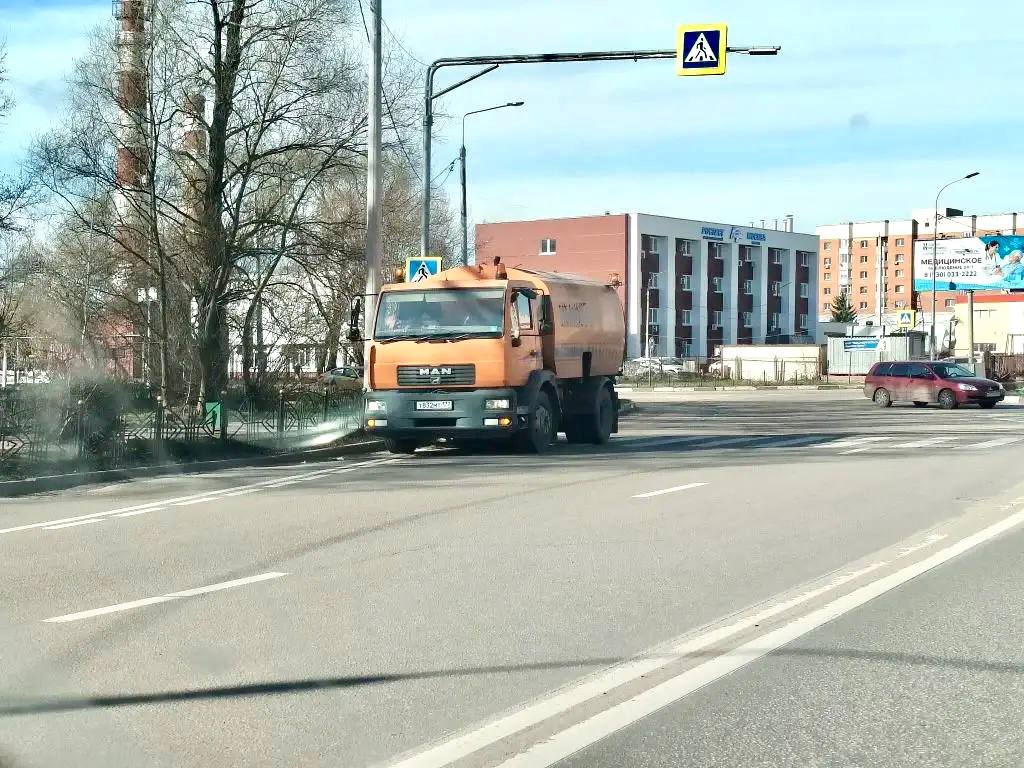 Руслан Заголовацкий: Не дожидаясь общеокружного апрельского субботника, уже приступили к комплексному наведению порядка на территории округа