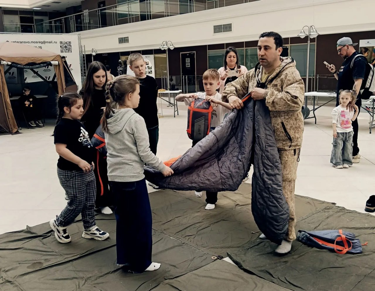 Мастеркласс для детей участников СВО прошел в Красногорске Мастеркласс для детей участников СВО прошел в Красногорске