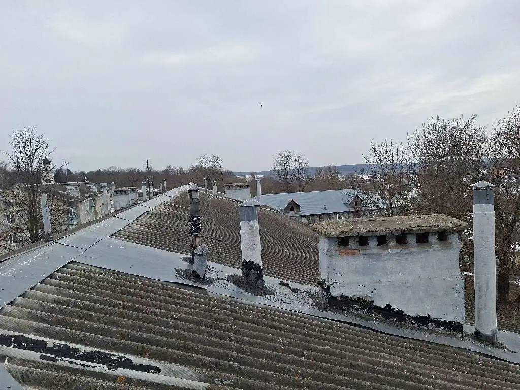 Дому на Знаменской, 14 в с. Лобаново в этом году стукнет 52 года! И мы не могли оставить именинника без подарка Дому на Знаменской, 14 в с. Лобаново в этом году стукнет 52 года! И мы не могли оставить именинника без подарка