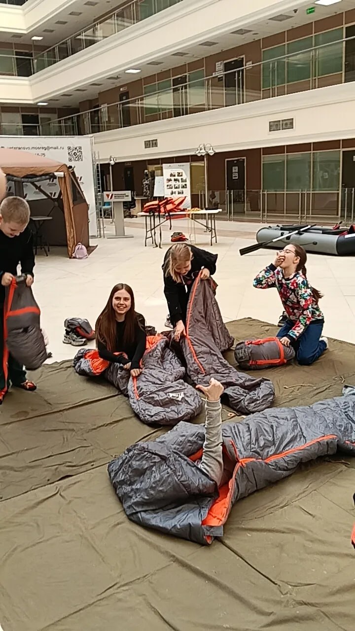 Мастеркласс для детей участников СВО прошел в Красногорске Мастеркласс для детей участников СВО прошел в Красногорске