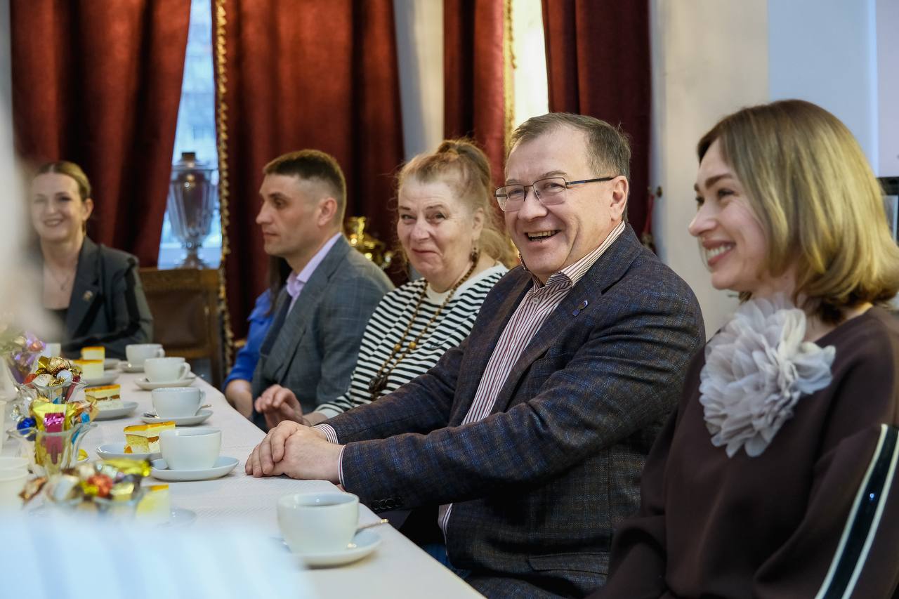 Единая Россия начала сбор предложений жителей Подмосковья в новую Народную программу Единая Россия начала сбор предложений жителей Подмосковья в новую Народную программу