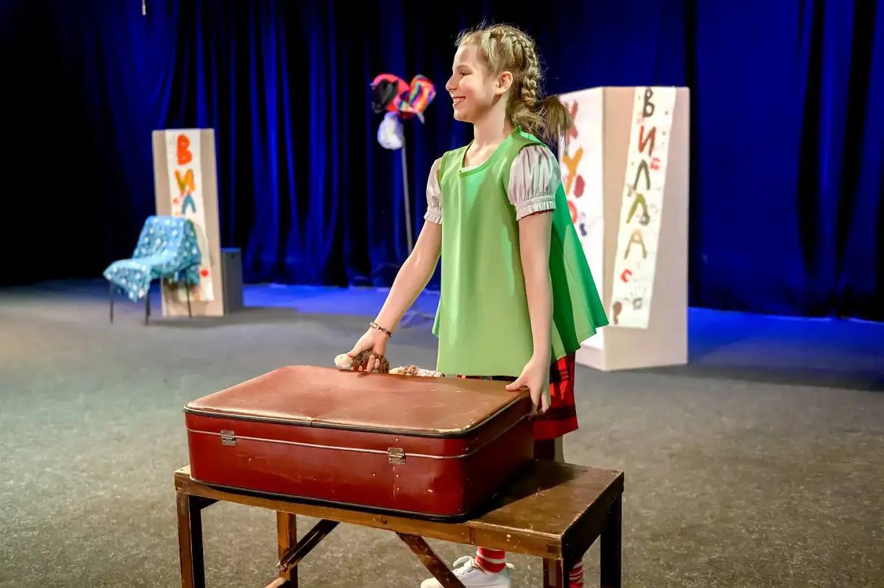 В ДК «Октябрь» стартовал первый день открытого театрального фестиваля В ДК «Октябрь» стартовал первый день открытого театрального фестиваля