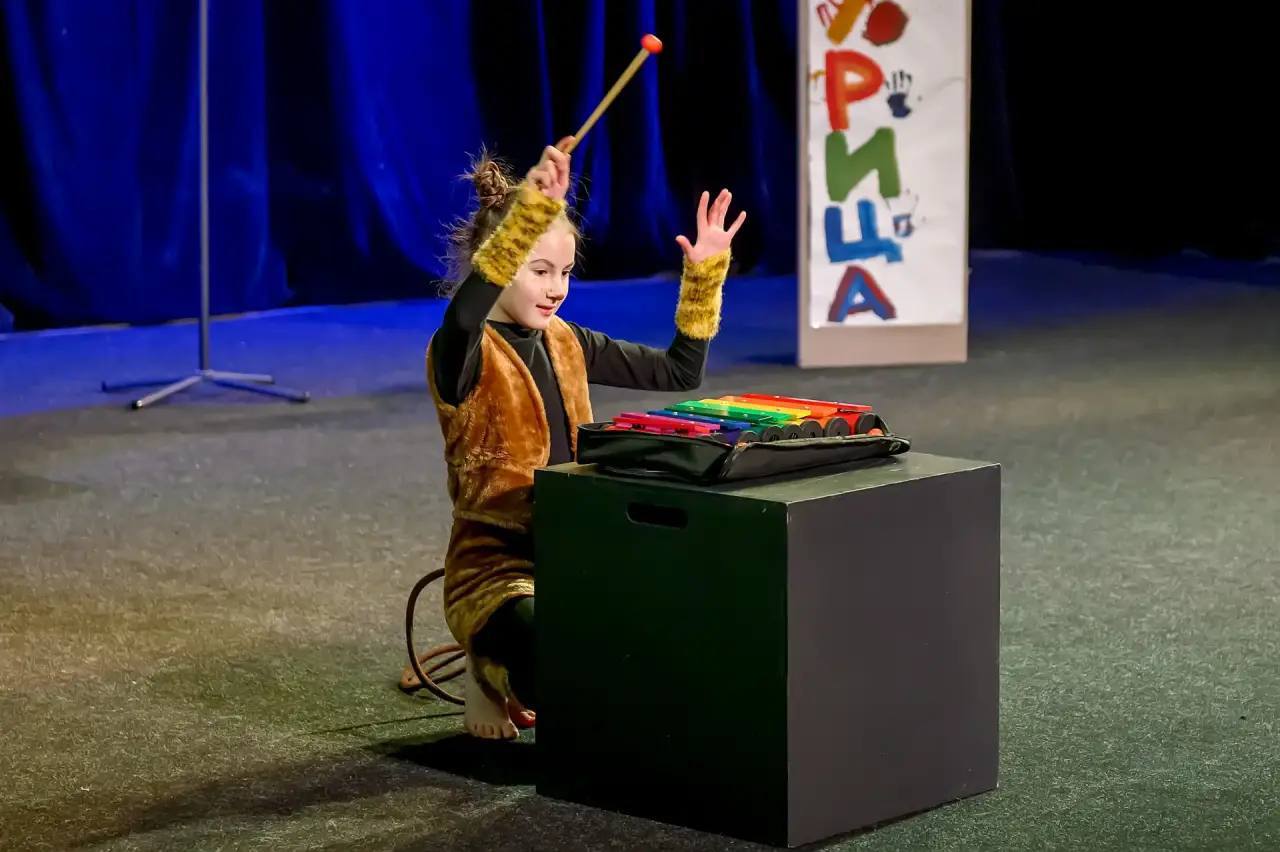 В ДК «Октябрь» стартовал первый день открытого театрального фестиваля В ДК «Октябрь» стартовал первый день открытого театрального фестиваля