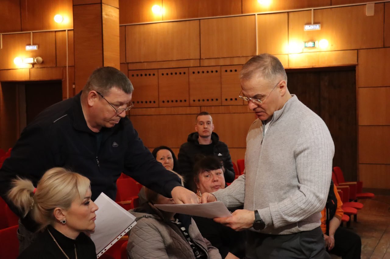 Дом культуры в Дубнево — точка диалога депутата Госдумы Александра Когана с жителями и новые решения для округа Дом культуры в Дубнево — точка диалога депутата Госдумы Александра Когана с жителями и новые решения для округа