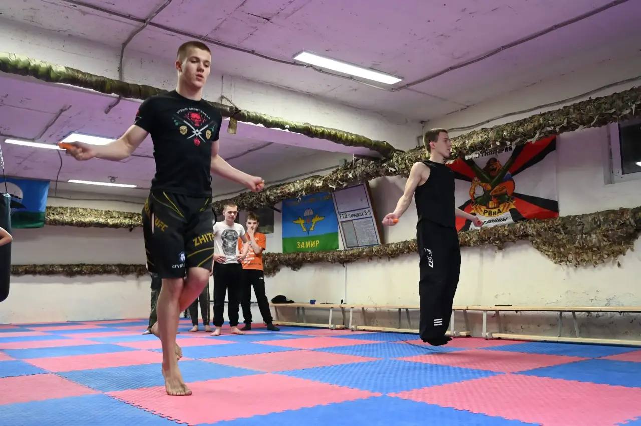 Спорт не только ради побед: эстафета маргеловцев в День здоровья Спорт не только ради побед: эстафета маргеловцев в День здоровья