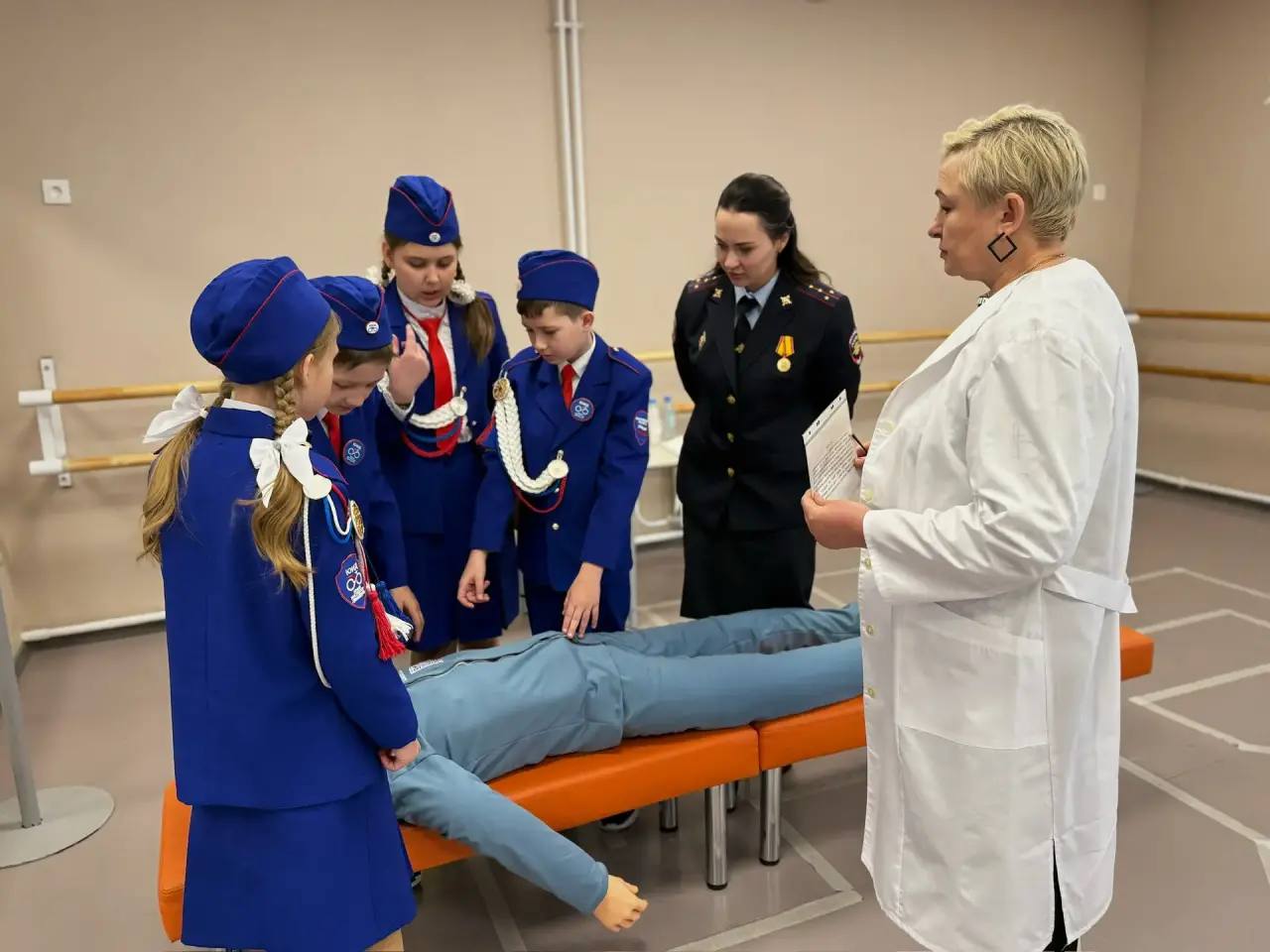 По всей Московской области стартовали муниципальные этапы самого главного конкурса для юных инспекторов движения — «Безопасное колесо – 2026» По всей Московской области стартовали муниципальные этапы самого главного конкурса для юных инспекторов движения — «Безопасное колесо – 2026»