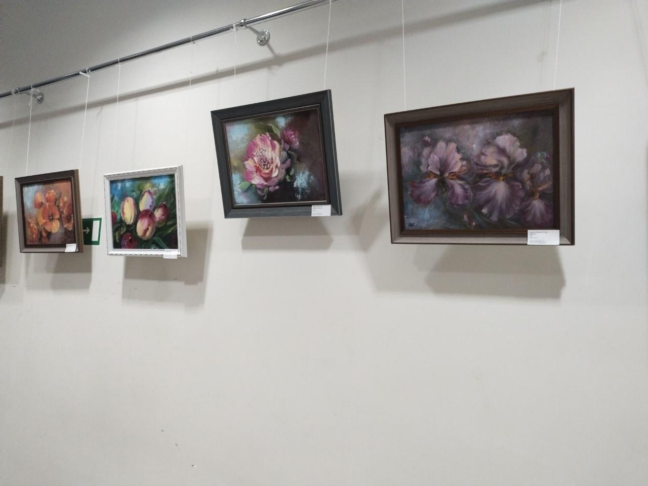 В СК «Борисоглебский» начала работу интересная экспозиция, посвященная 11-летию творческой студии Ольги Дворецкой В СК «Борисоглебский» начала работу интересная экспозиция, посвященная 11-летию творческой студии Ольги Дворецкой