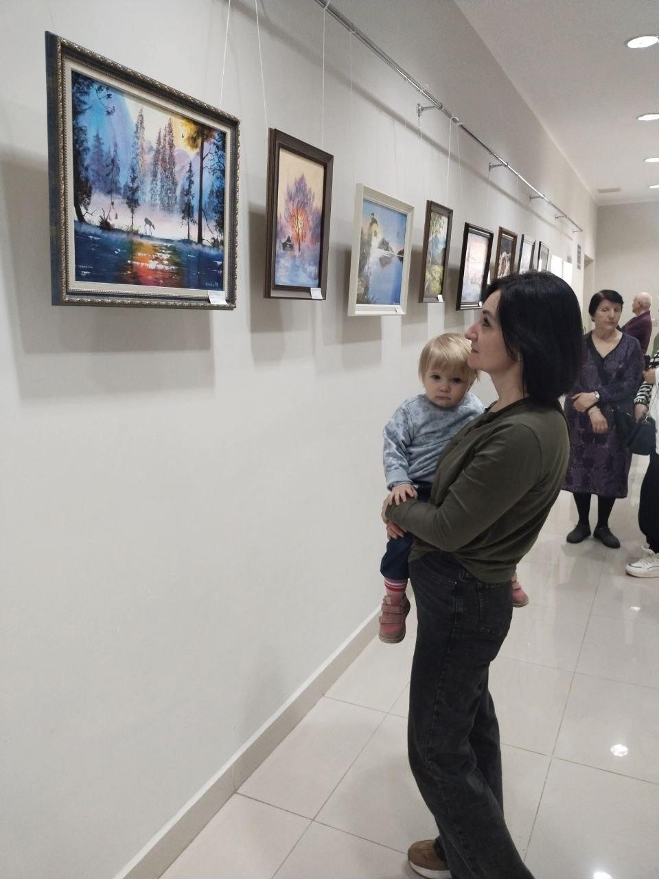 В СК «Борисоглебский» начала работу интересная экспозиция, посвященная 11-летию творческой студии Ольги Дворецкой В СК «Борисоглебский» начала работу интересная экспозиция, посвященная 11-летию творческой студии Ольги Дворецкой