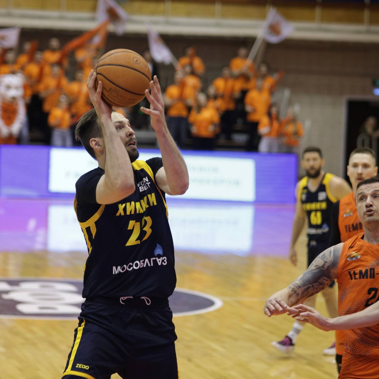 Баскетбольный клуб «Химки» одержал победу в стартовом матче плей-офф Суперлиги Баскетбольный клуб «Химки» одержал победу в стартовом матче плей-офф Суперлиги