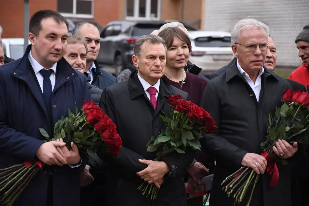 В Жуковском почтили память Героя Советского Союза, заслуженного летчика-испытателя СССР и летчика-космонавта Игоря Волка