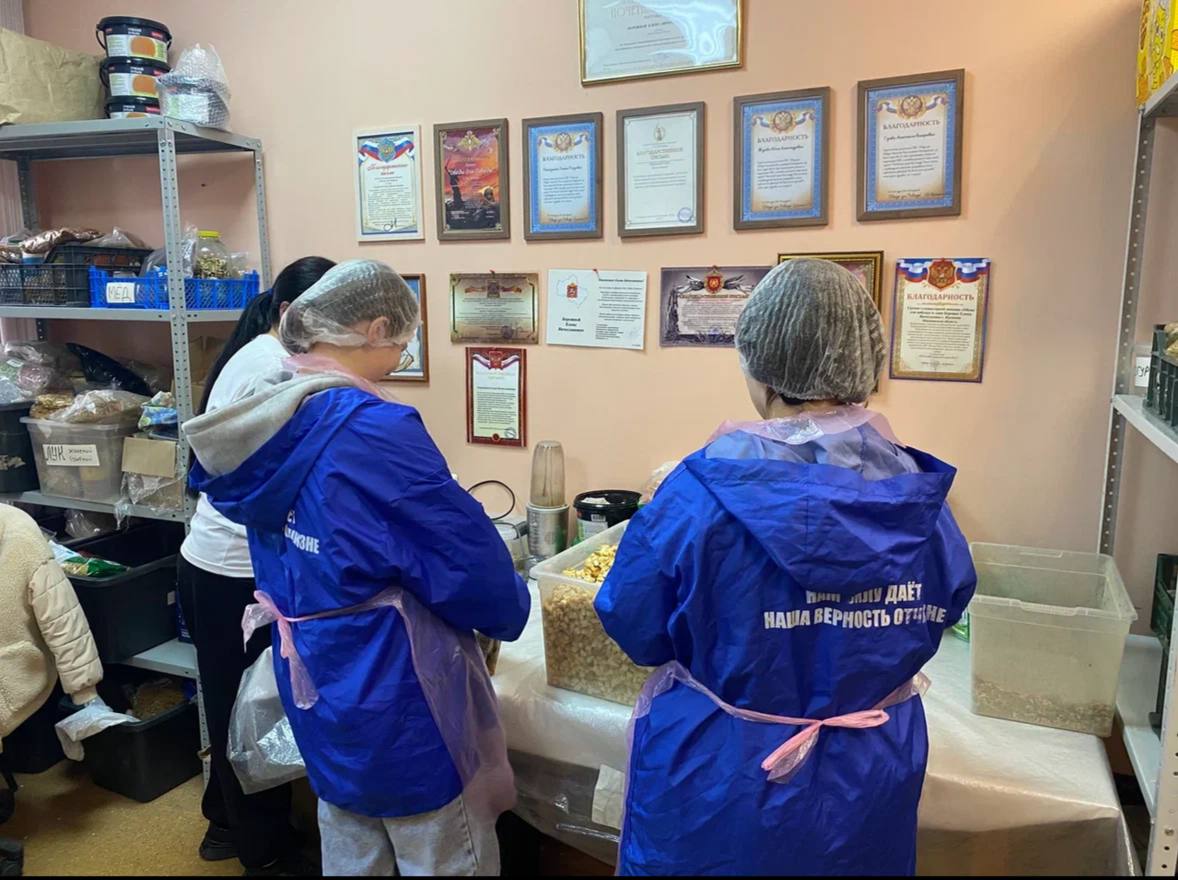 «Обеды для Победы»: коломенские молодогвардейцы за работой «Обеды для Победы»: коломенские молодогвардейцы за работой