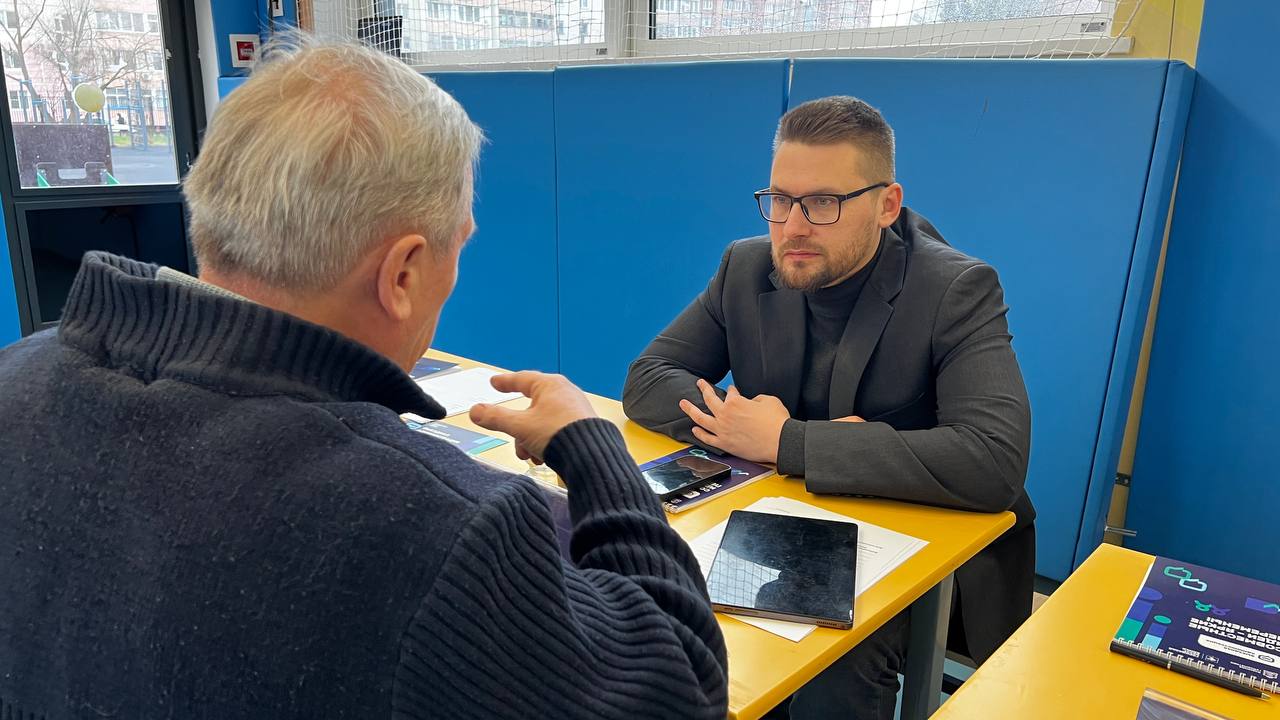 В Сходне проходит выездная администрация