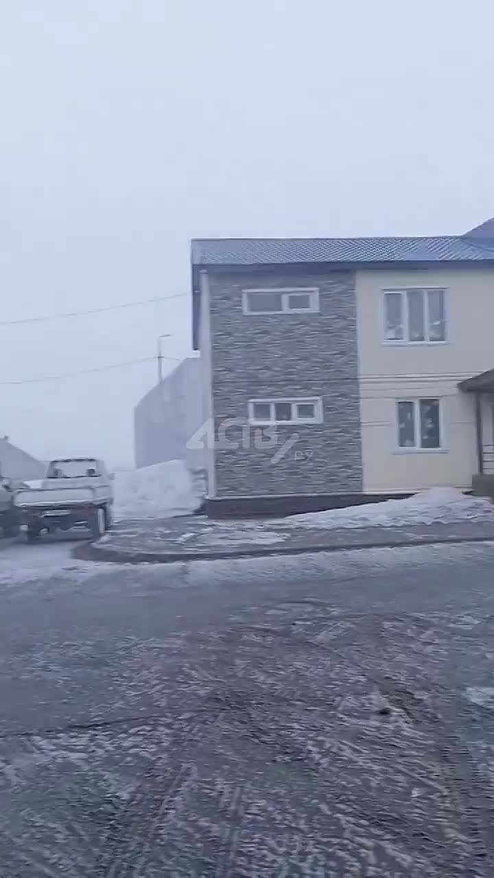 Апрельский снег накрыл несколько регионов России