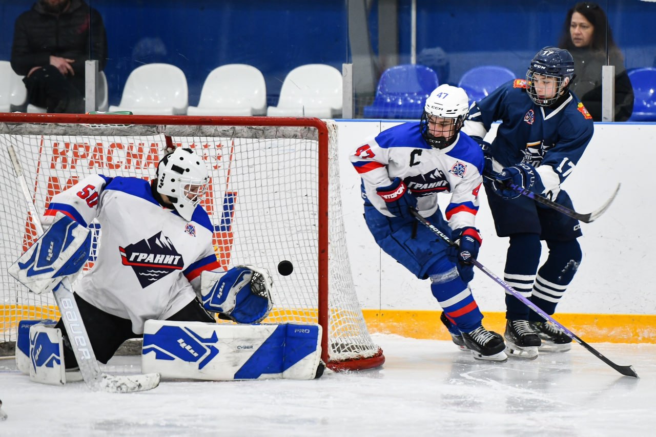 Бронза Кубка Чемпионов 3х3 у мытищинских хоккеистов Бронза Кубка Чемпионов 3х3 у мытищинских хоккеистов