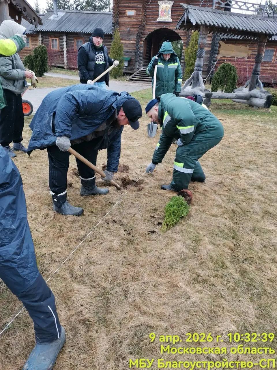 Сотрудники МБУ «Благоустройство СП» продолжают наводить порядок во всех населённых пунктах Сергиево-Посадского округа Сотрудники МБУ «Благоустройство СП» продолжают наводить порядок во всех населённых пунктах Сергиево-Посадского округа