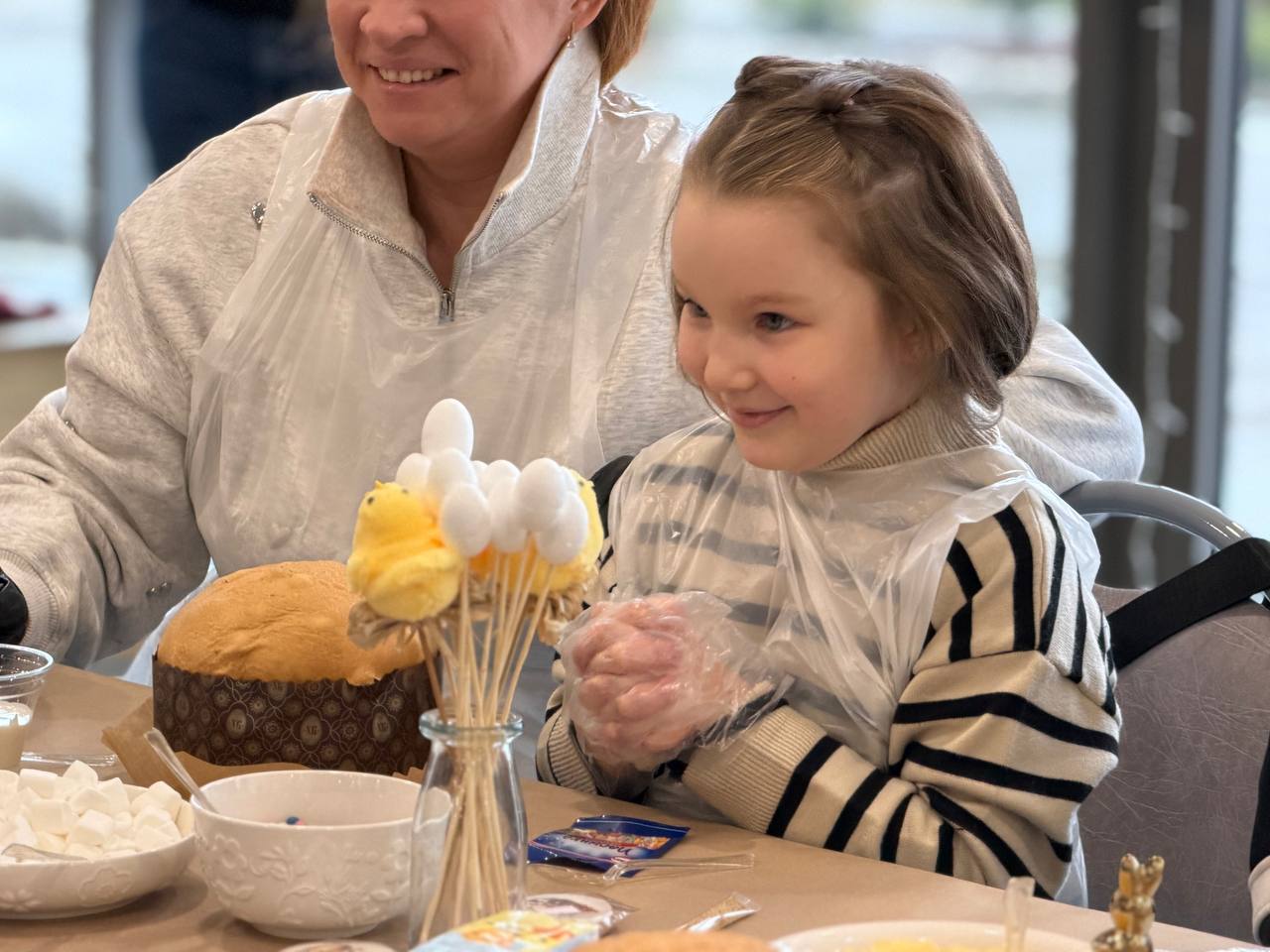 Сергей Юров: Пасхальный мастер-класс для детей участников СВО Сергей Юров: Пасхальный мастер-класс для детей участников СВО