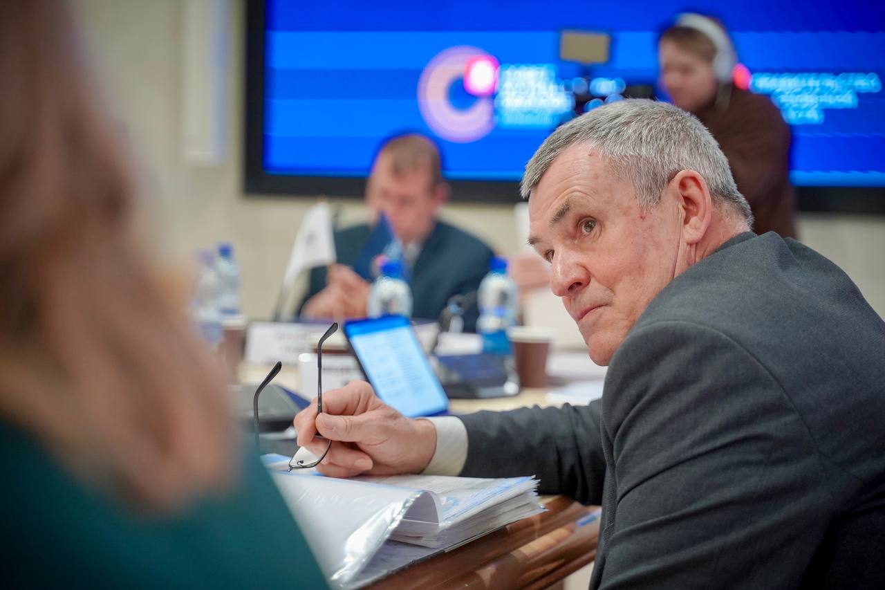 Николай Ханин: 940 служащих за все время объединил наш конкурс «Лучший специалист в сфере местного самоуправления» Николай Ханин: 940 служащих за все время объединил наш конкурс «Лучший специалист в сфере местного самоуправления»