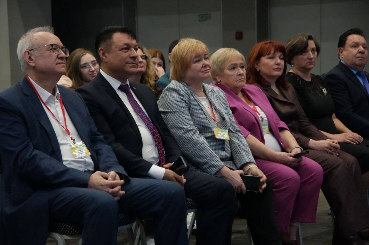 Завершён основной этап конкурса «Учитель года Подмосковья» Завершён основной этап конкурса «Учитель года Подмосковья»