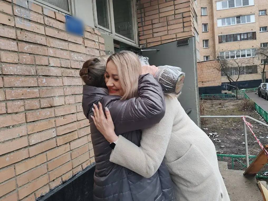 Партийцы «Единой России» из Химок поздравили бойцов СВО с праздником Светлой Пасхи Партийцы «Единой России» из Химок поздравили бойцов СВО с праздником Светлой Пасхи