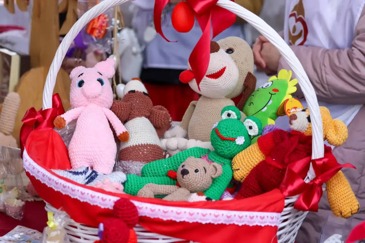 В Подольске у храма Воскресения Христова прошла традиционная пасхальная благотворительная ярмарка В Подольске у храма Воскресения Христова прошла традиционная пасхальная благотворительная ярмарка