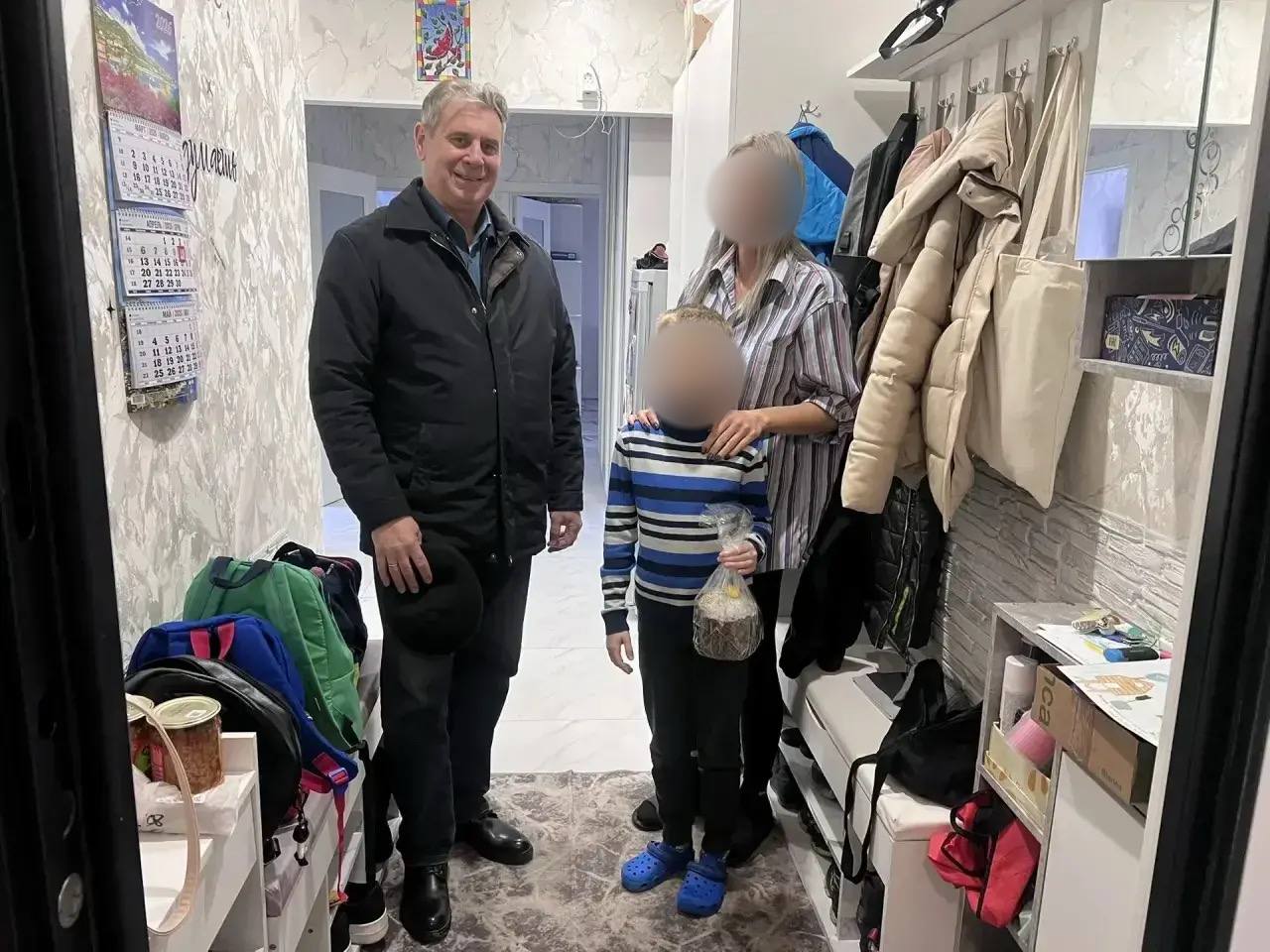 Партийцы «Единой России» из Химок поздравили бойцов СВО с праздником Светлой Пасхи Партийцы «Единой России» из Химок поздравили бойцов СВО с праздником Светлой Пасхи