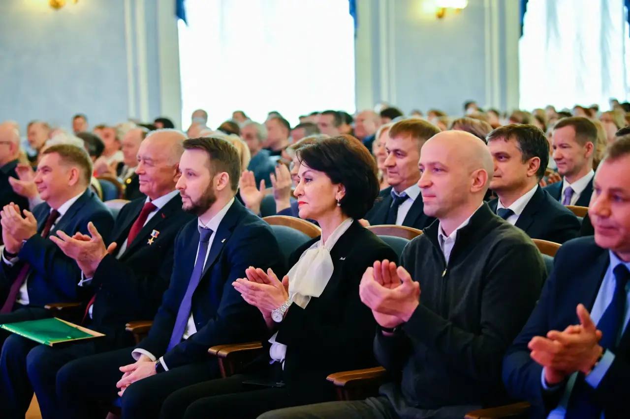 За вклад в космос: в Химках наградили сотрудников НПО Лавочкина в День космонавтики За вклад в космос: в Химках наградили сотрудников НПО Лавочкина в День космонавтики