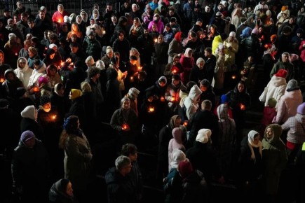 В Троицком и Казанском храмах Реутова прошли Пасхальные богослужения и Крестный ход